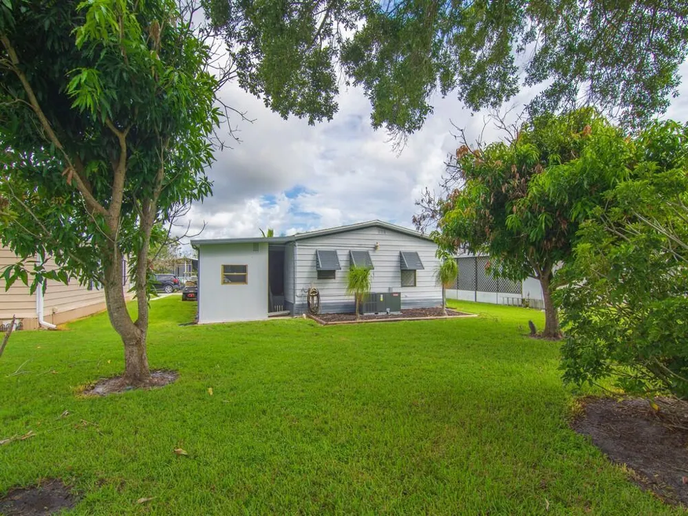 541 Barb Ann Lane Port St. Lucie, FL 34952