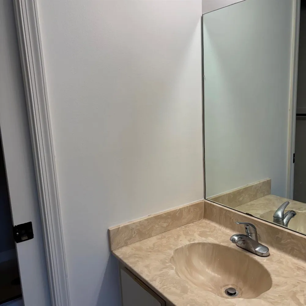 7641 Tahiti Lane #205 Lake Worth, FL 33467