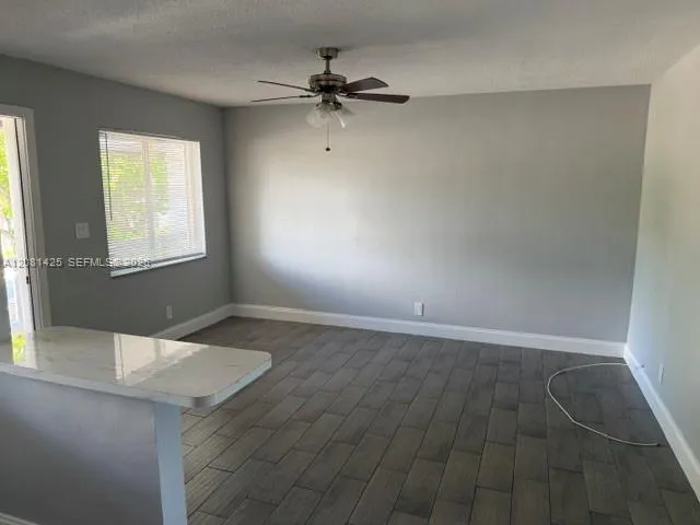495 NW 43rd Ct #6 Oakland Park, FL 33309