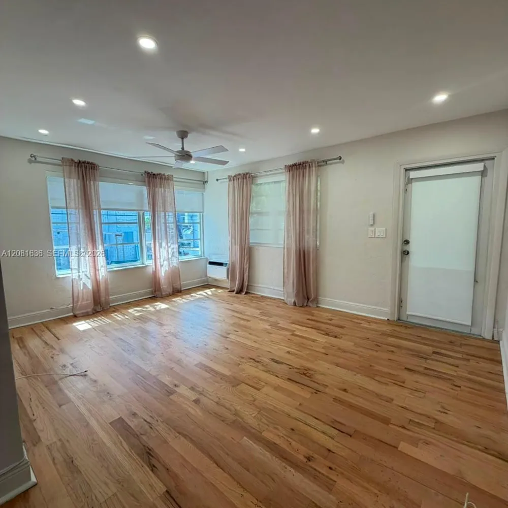 6944 Byron Ave #9 Miami Beach, FL 33141