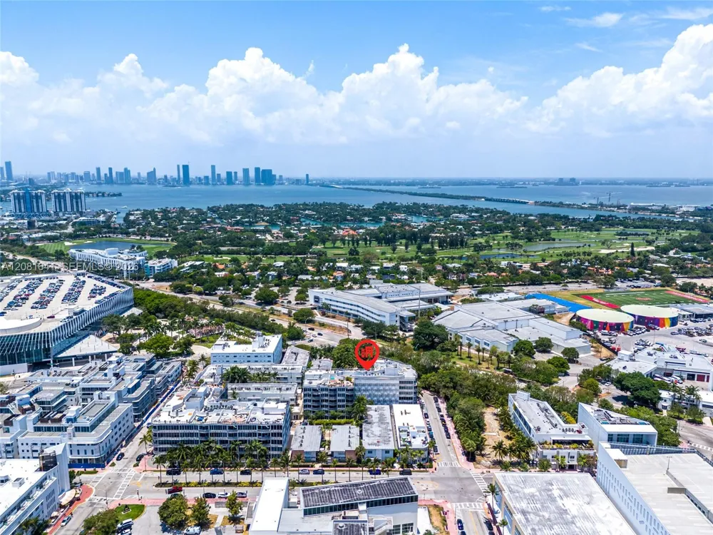 2100 Park Ave #101 Miami Beach, FL 33139