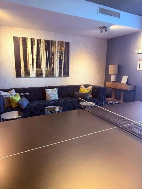2100 Park Ave #101 Miami Beach, FL 33139