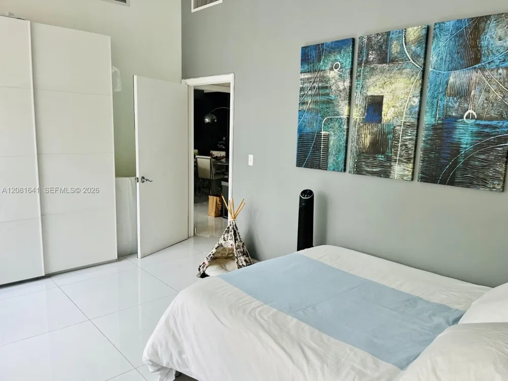2100 Park Ave #101 Miami Beach, FL 33139