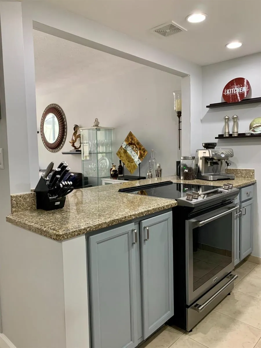 1901 ANDREWS AVENUE #111 Wilton Manors, FL 33311
