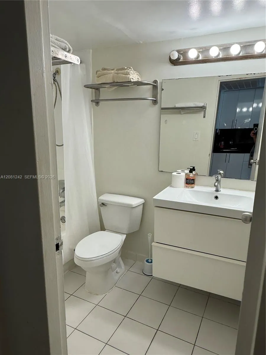 19201 Collins Ave #717 Sunny Isles Beach, FL 33160