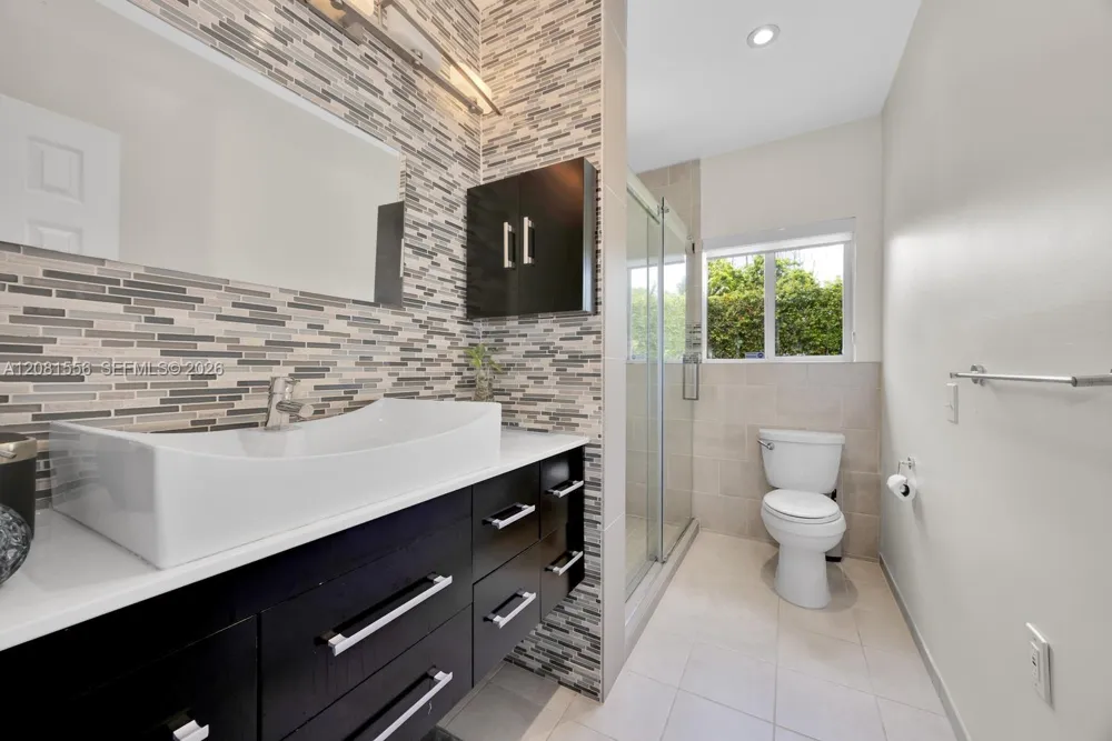 6610 Santona St Coral Gables, FL 33146
