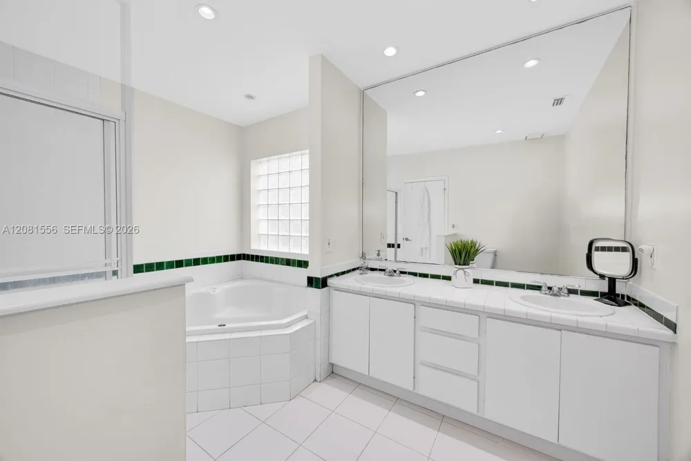 6610 Santona St Coral Gables, FL 33146