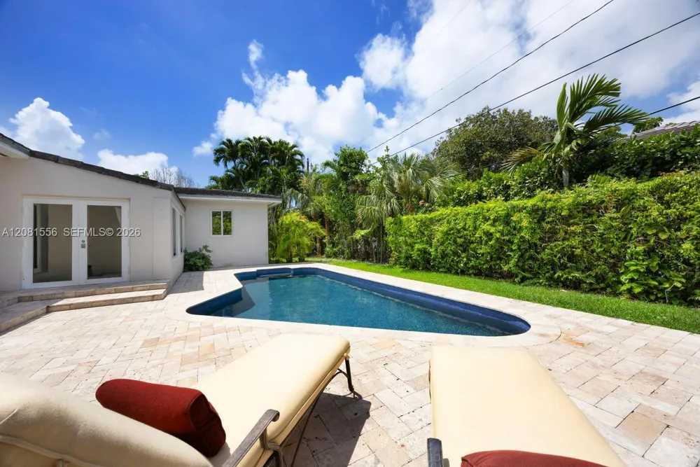 6610 Santona St Coral Gables, FL 33146
