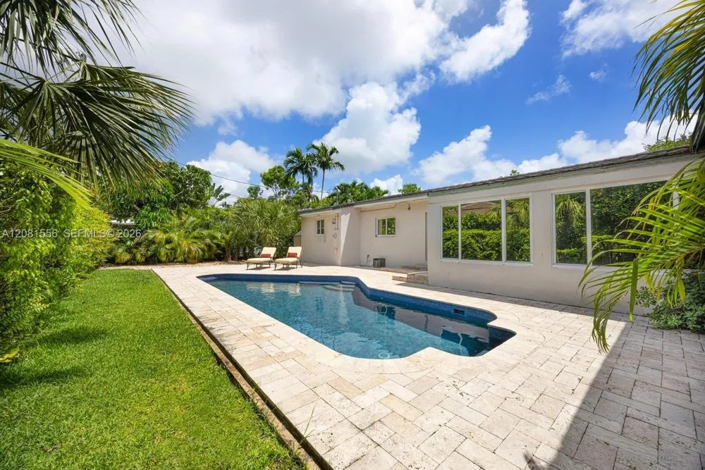 6610 Santona St Coral Gables, FL 33146