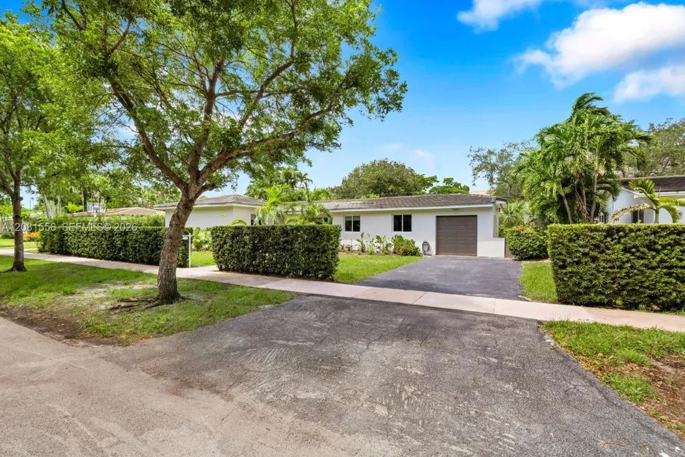 6610 Santona St Coral Gables, FL 33146