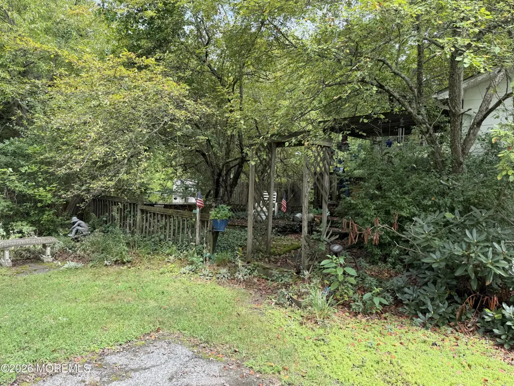 4 Peach Tree Street Jackson, NJ 08527
