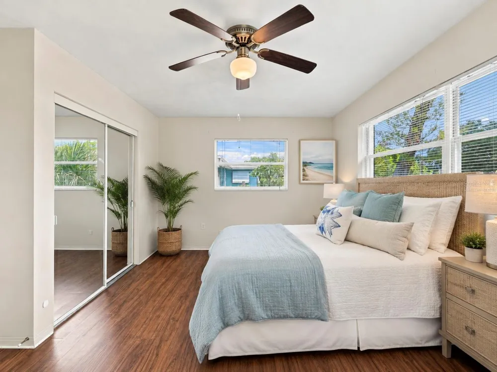 208 62ND STREET W Bradenton, FL 34209