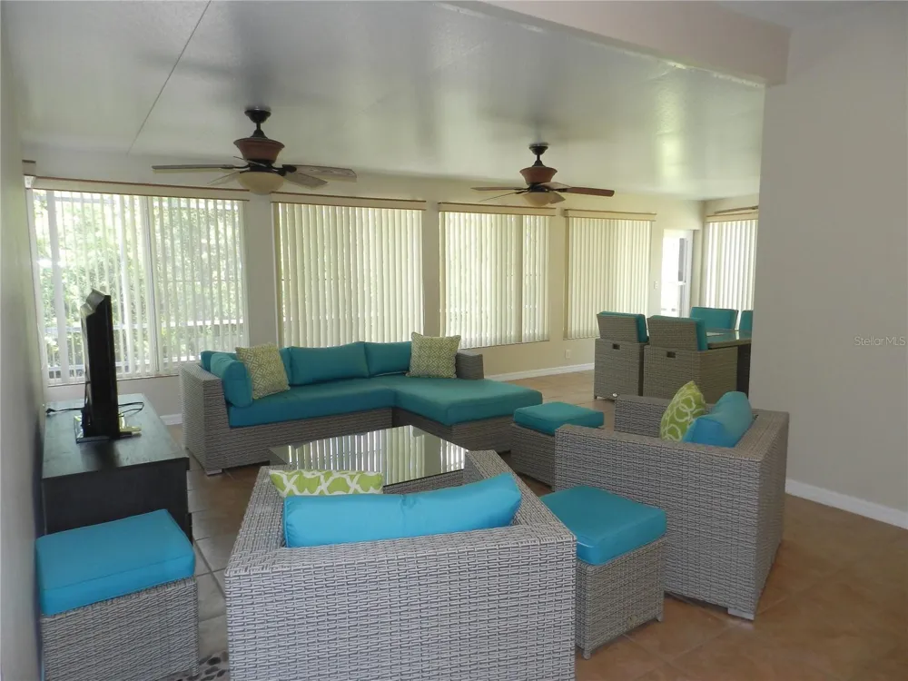 542 PORTOFINO DRIVE Poinciana, FL 34759
