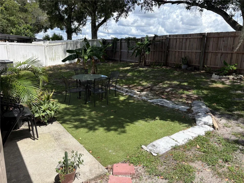 8331 PADDLEWHEEL STREET Tampa, FL 33637
