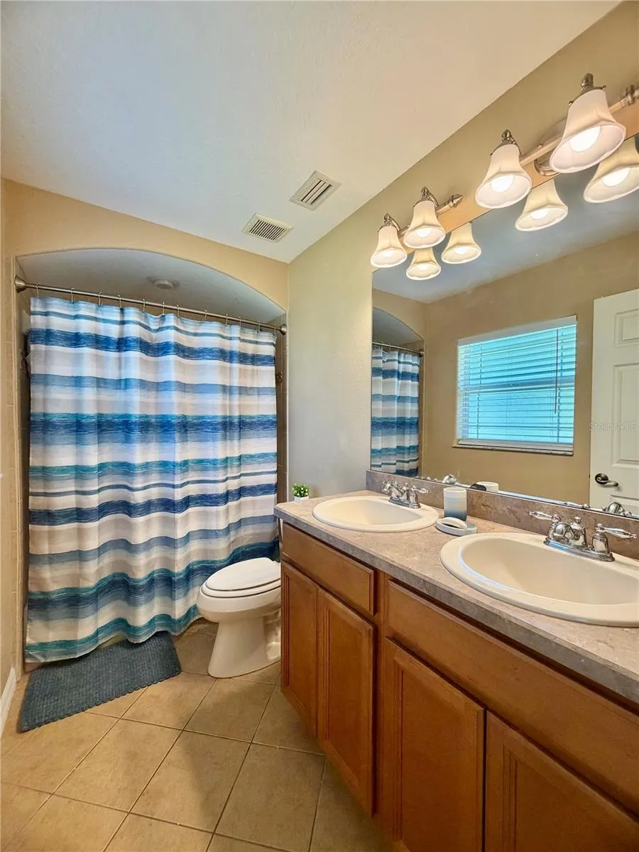 12854 NE 118TH TERRACE Ocklawaha, FL 32179