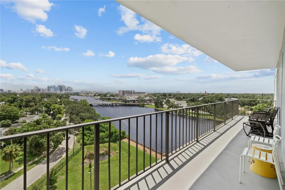 2780 RIVERSIDE DRIVE #805 Tampa, FL 33602