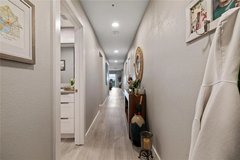 2780 RIVERSIDE DRIVE #805 Tampa, FL 33602