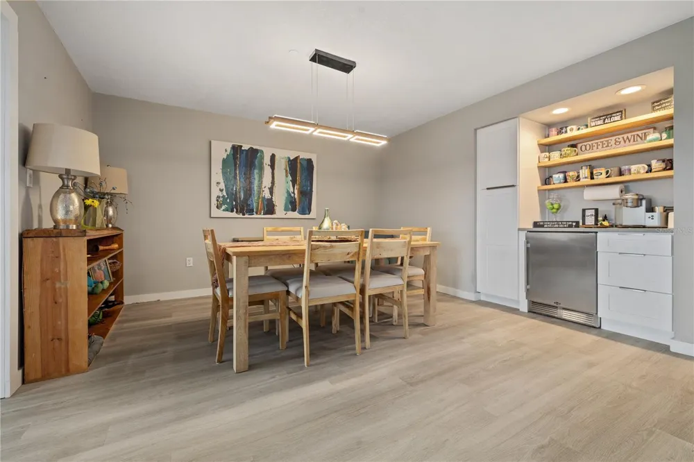 2780 RIVERSIDE DRIVE #805 Tampa, FL 33602