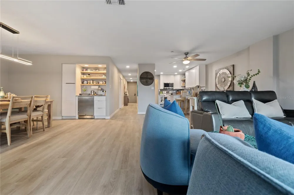 2780 RIVERSIDE DRIVE #805 Tampa, FL 33602
