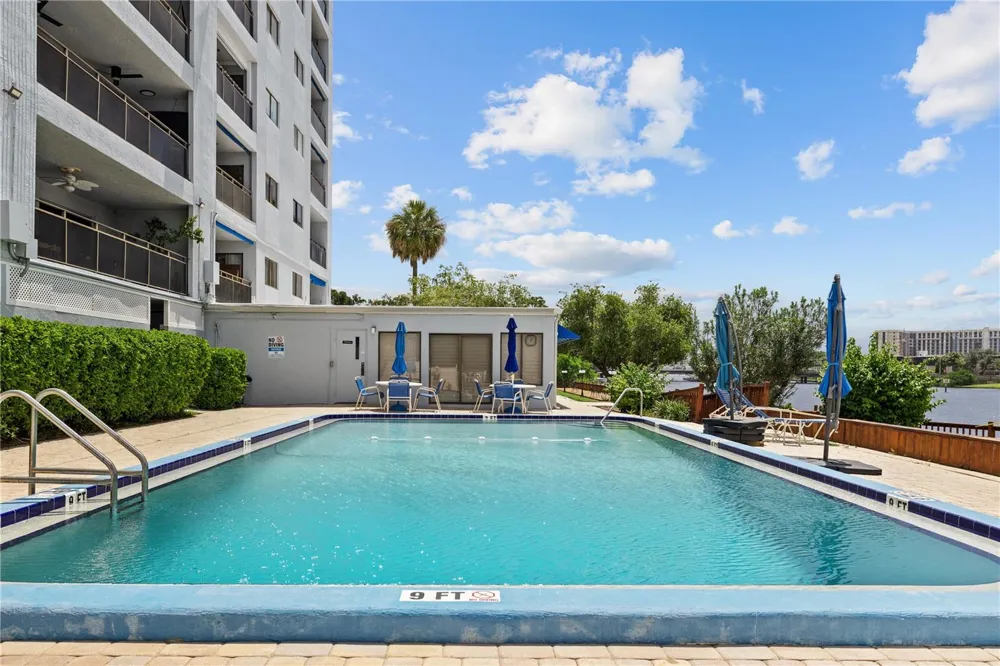 2780 RIVERSIDE DRIVE #805 Tampa, FL 33602