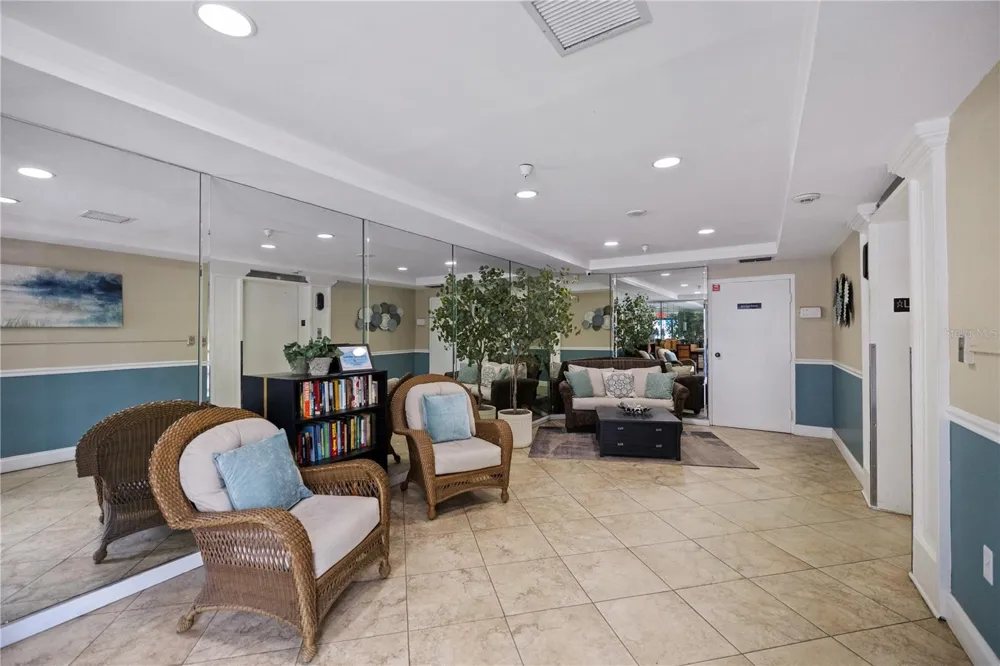 2780 RIVERSIDE DRIVE #805 Tampa, FL 33602