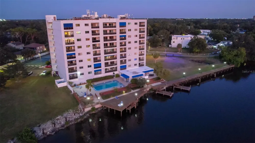 2780 RIVERSIDE DRIVE #805 Tampa, FL 33602