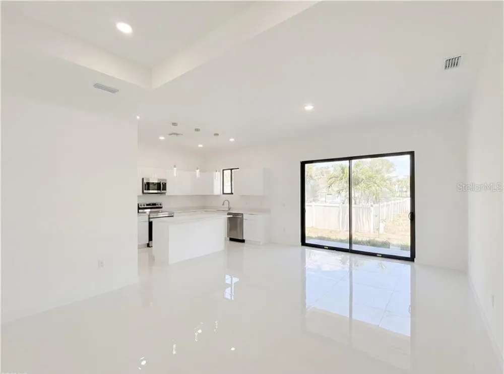 4331 NW 31ST TERRACE Cape Coral, FL 33993
