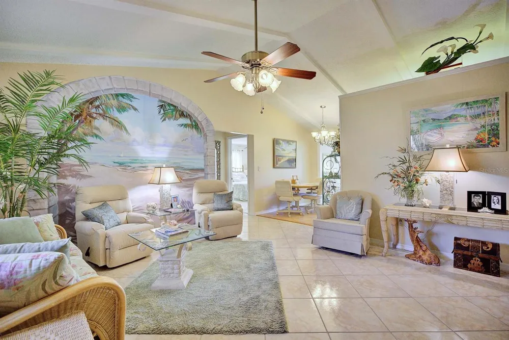 2209 HIDDEN CREEK CIRCLE Sebring, FL 33870