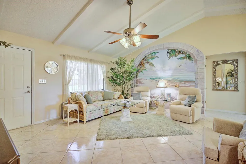 2209 HIDDEN CREEK CIRCLE Sebring, FL 33870
