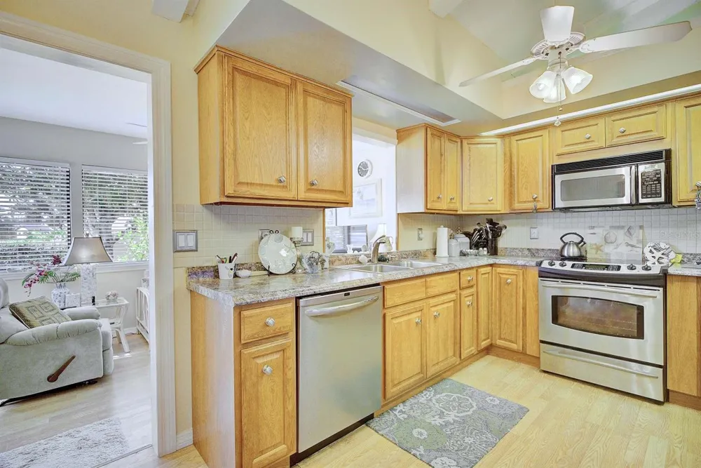 2209 HIDDEN CREEK CIRCLE Sebring, FL 33870