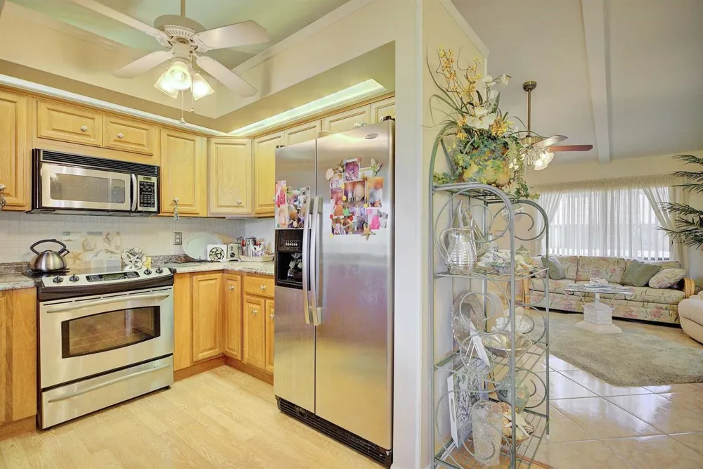 2209 HIDDEN CREEK CIRCLE Sebring, FL 33870
