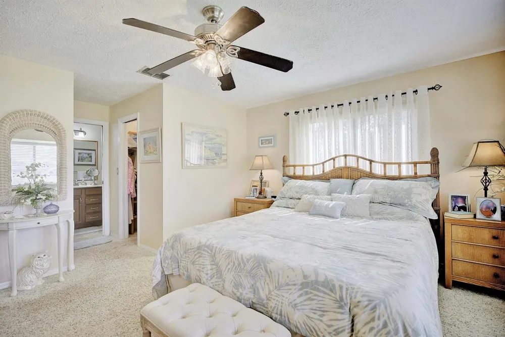 2209 HIDDEN CREEK CIRCLE Sebring, FL 33870