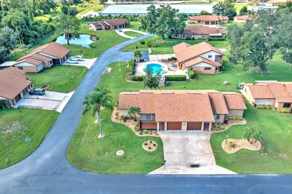 2209 HIDDEN CREEK CIRCLE Sebring, FL 33870