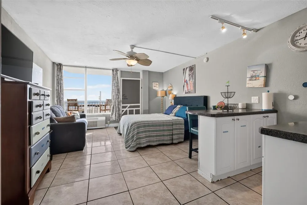 800 ATLANTIC AVENUE #201 Daytona Beach, FL 32118