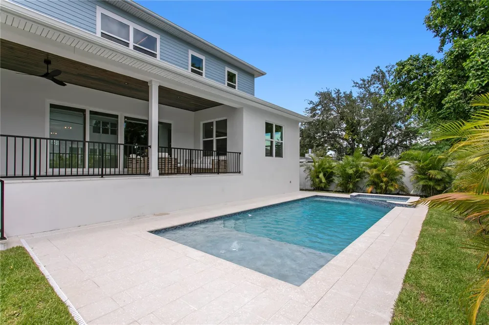3612 S LIGHTNER DRIVE Tampa, FL 33629