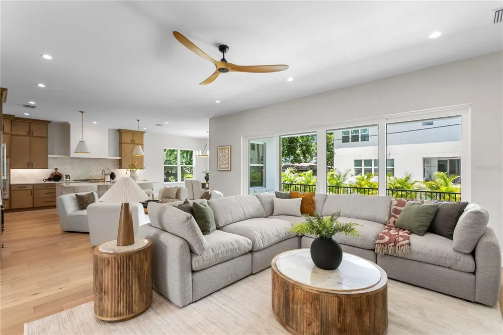 3612 S LIGHTNER DRIVE Tampa, FL 33629