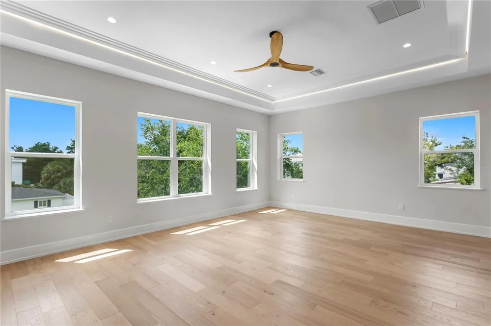 3612 S LIGHTNER DRIVE Tampa, FL 33629