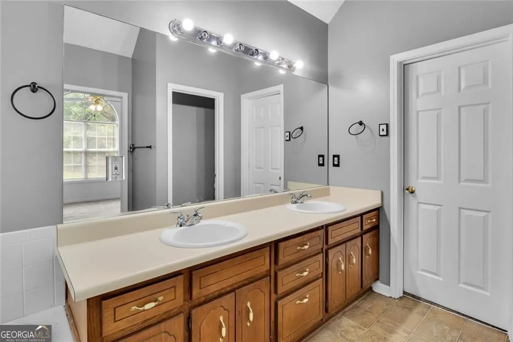 401 Crosshaven WAY McDonough, GA 30253