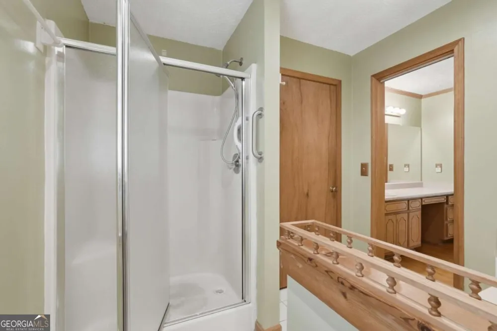 724 Clarke TRL Dacula, GA 30019