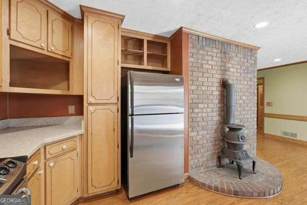 724 Clarke TRL Dacula, GA 30019