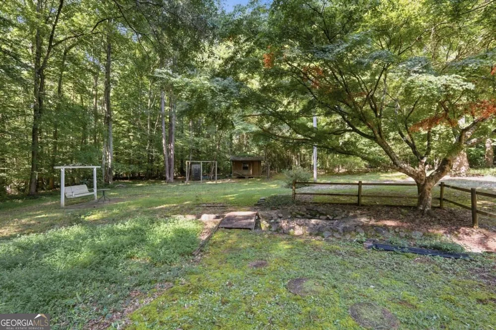 724 Clarke TRL Dacula, GA 30019
