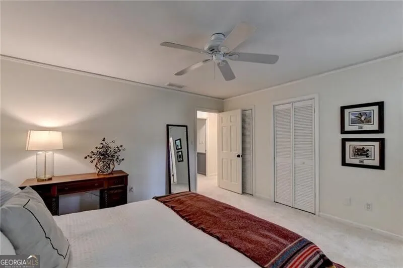 585 Cambridge WAY Sandy Springs, GA 30328