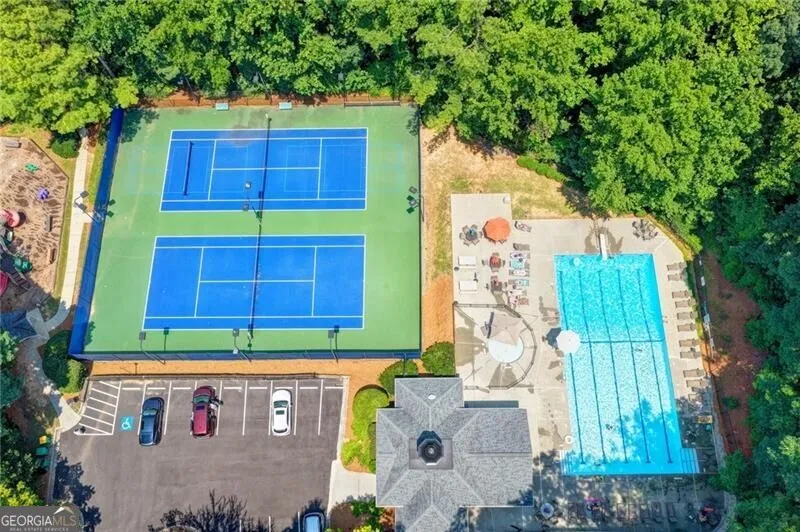 585 Cambridge WAY Sandy Springs, GA 30328