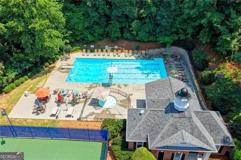 585 Cambridge WAY Sandy Springs, GA 30328