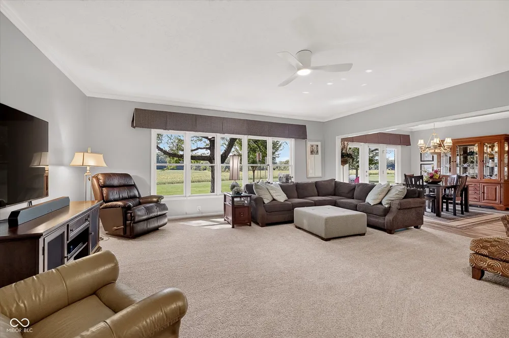 3919 S 450 E Anderson, IN 46017
