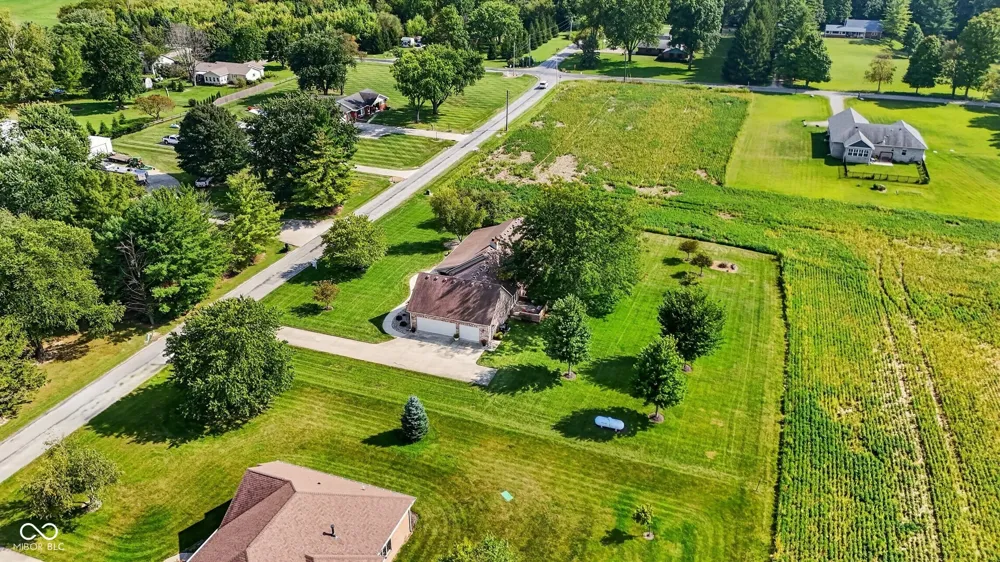 3919 S 450 E Anderson, IN 46017