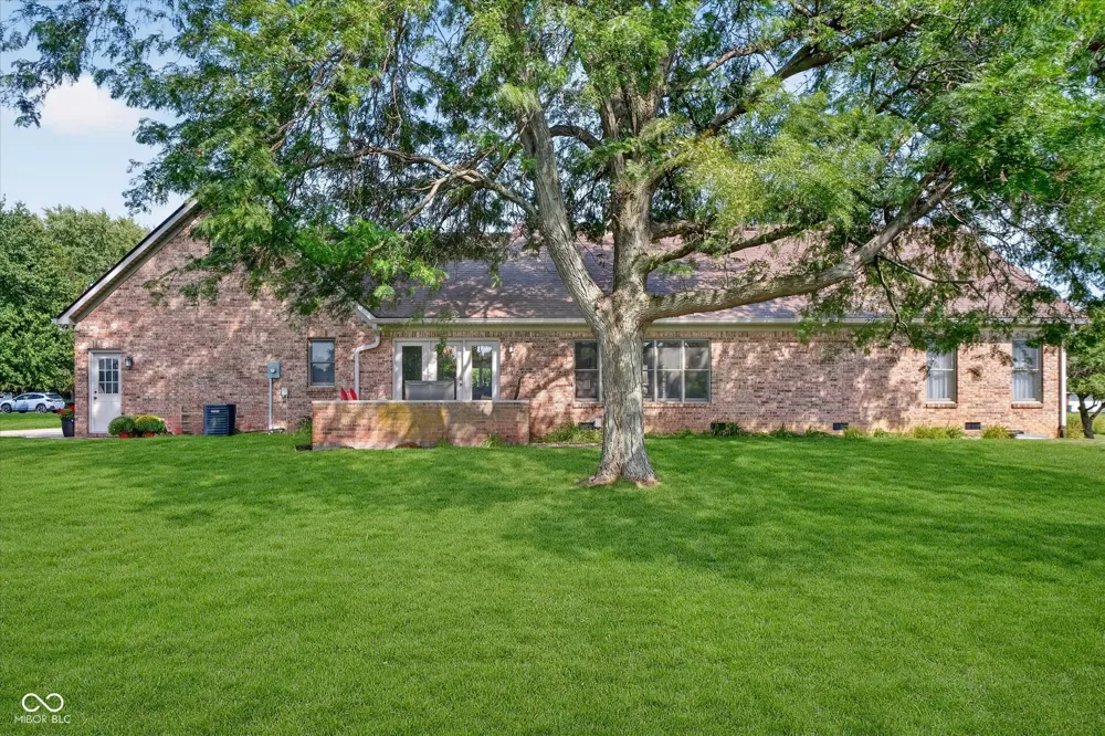3919 S 450 E Anderson, IN 46017