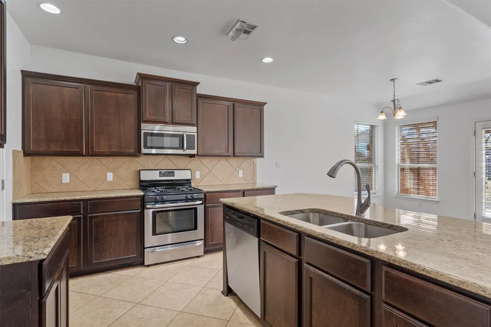 188 Rock Vista Run Austin, TX 78737