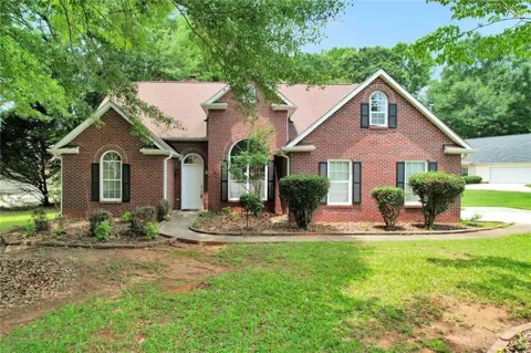 401 Crosshaven Way