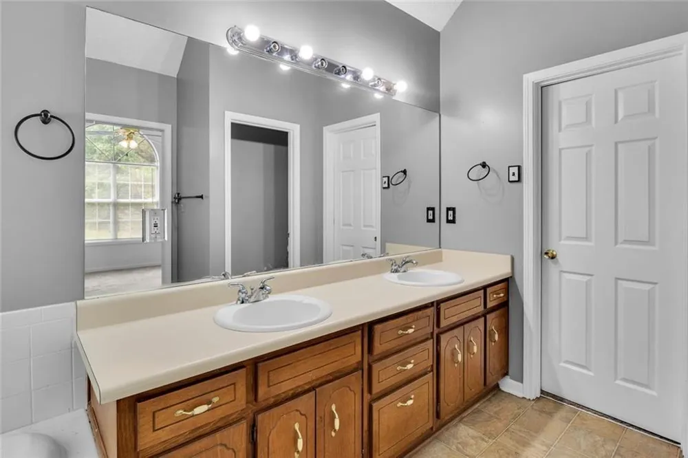 401 Crosshaven Way McDonough, GA 30253